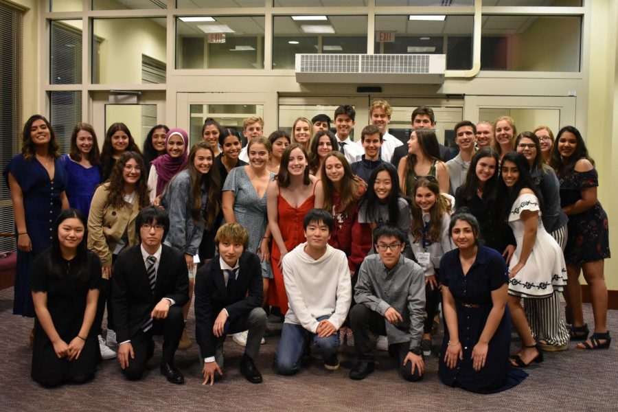 Rock Ridge hosts and delegates gather together at the farewell dinner. (Photo by Rida Ali)