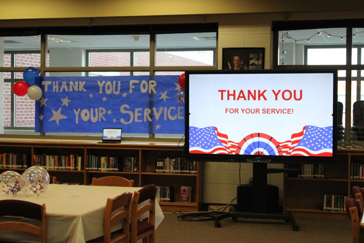 Students expressed their gratitude towards the veterans of Rock Ridge by organizing a breakfast food for them. 