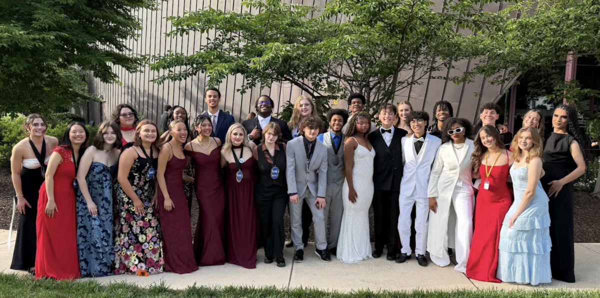 The cast and crew of “Hadestown Teen Edition” at the Glamies Gala. Photo courtesy of Raine Surla.